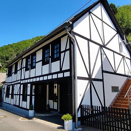 Ferienwohnung 'Unter Der Burg' Brodenbach Extérieur photo