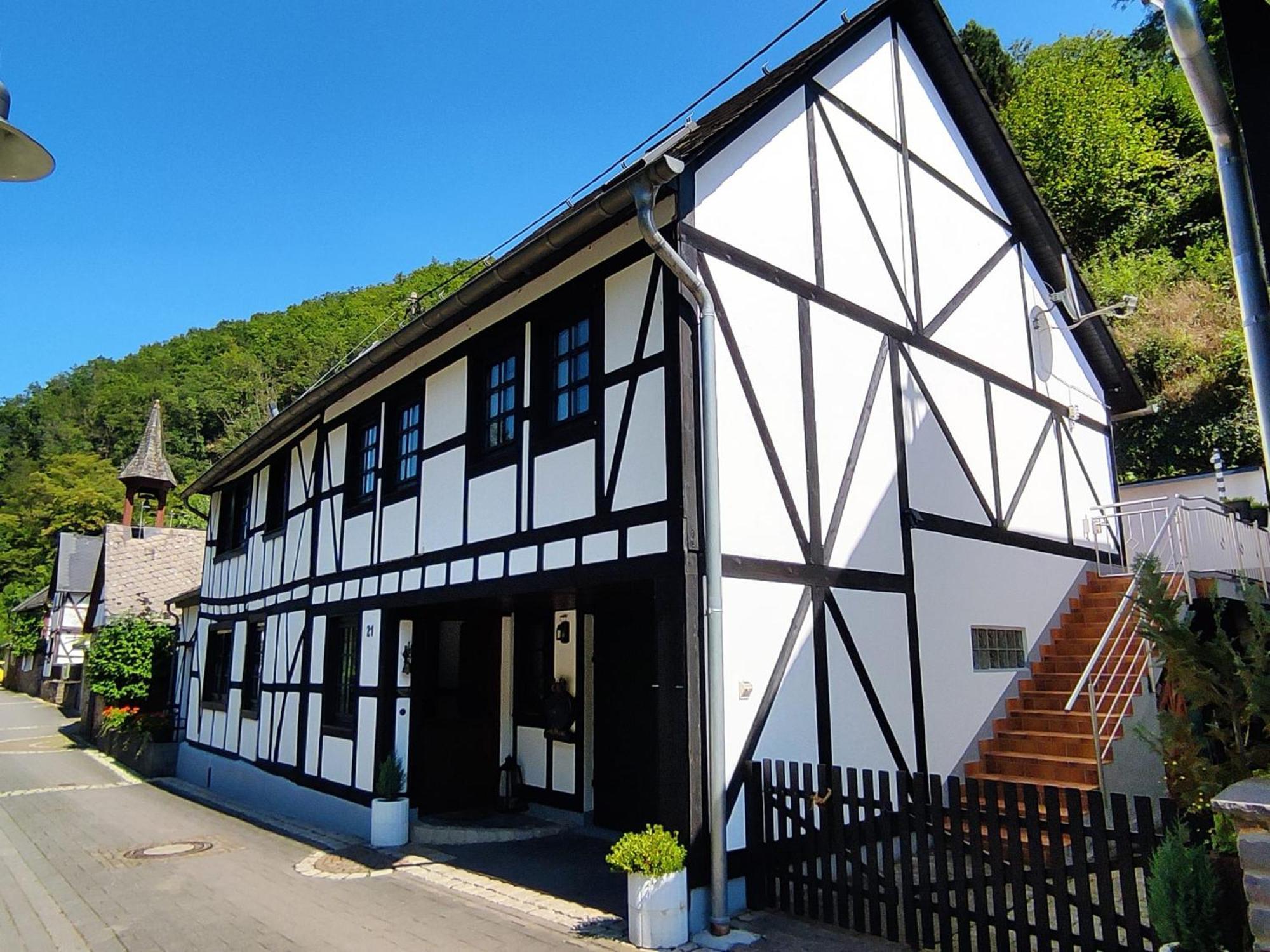 Ferienwohnung 'Unter Der Burg' Brodenbach Extérieur photo