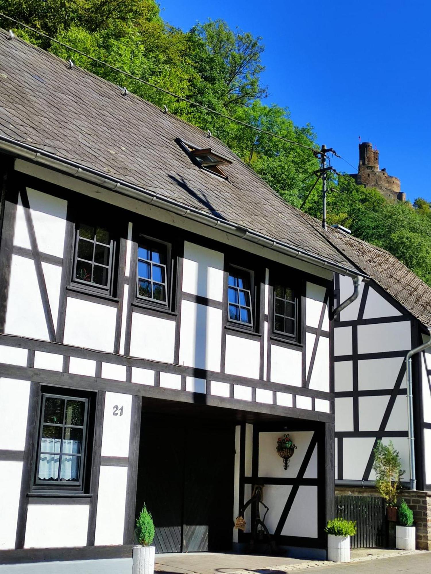 Ferienwohnung 'Unter Der Burg' Brodenbach Extérieur photo